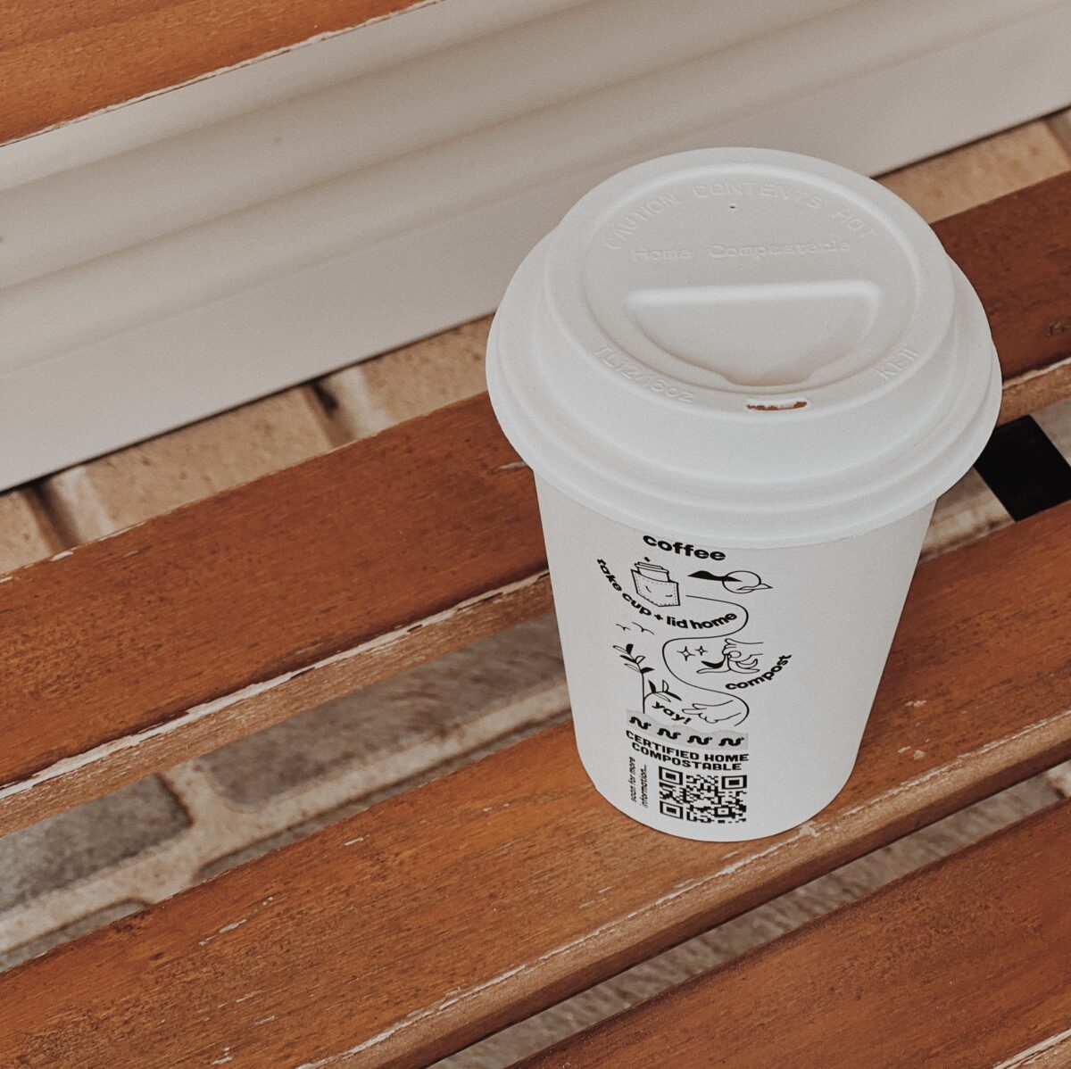 90mm Fibre Home Compostable Flat Hot Lid for Takeaway Coffee - Image 2